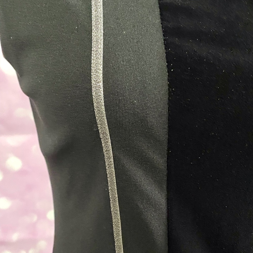 Laundry Shelli Segal velvet T panel dress - Picture 9 of 16